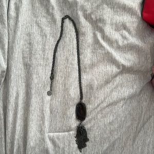 Kendra Scott necklace